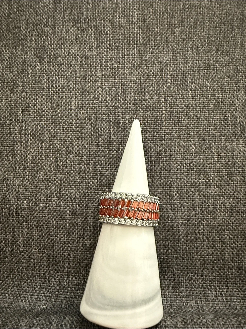 Bomb party January birthday Size 9 Garnet